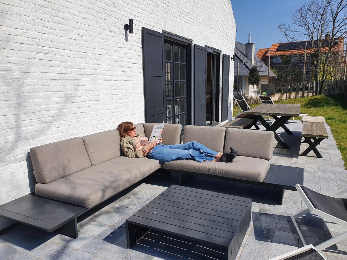 Big Modern And Bright Villa Near Coast Koksijde Buitenkant foto